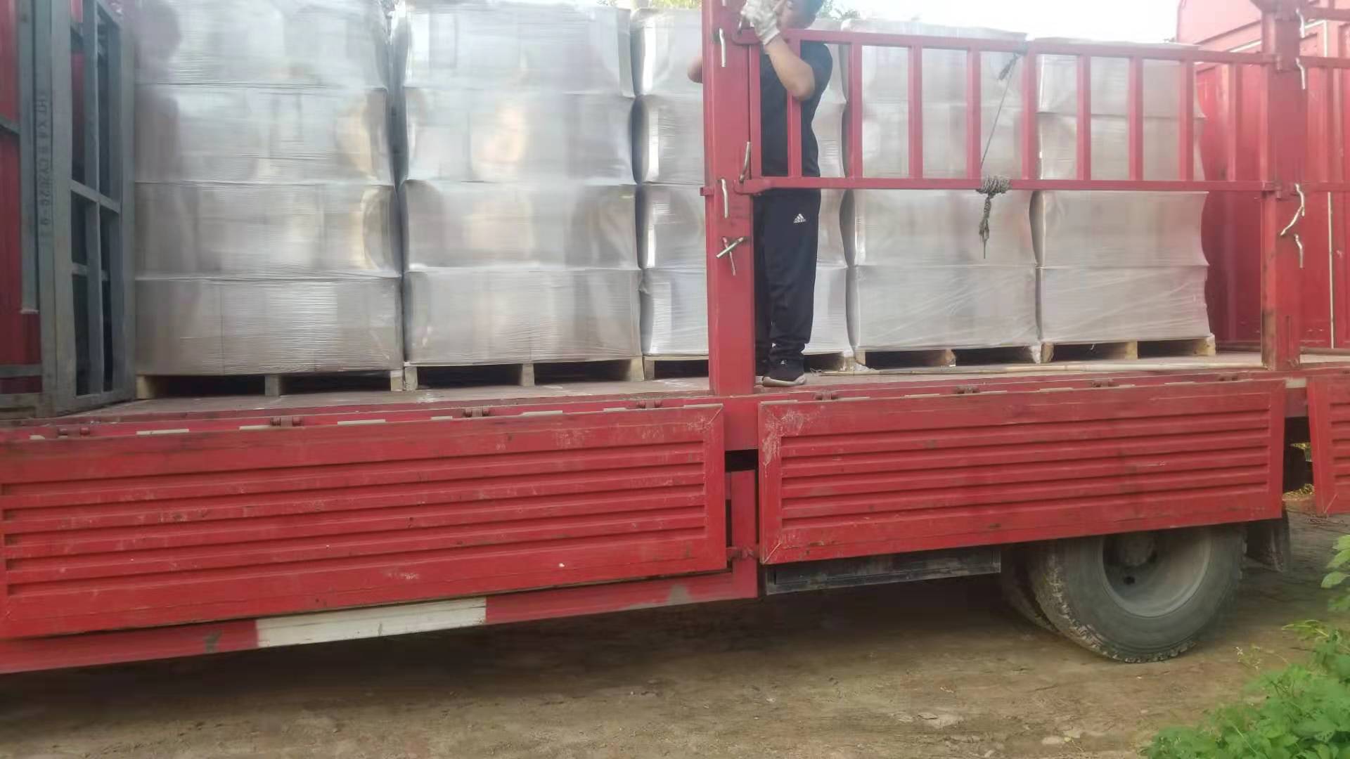 活化粉装车发货